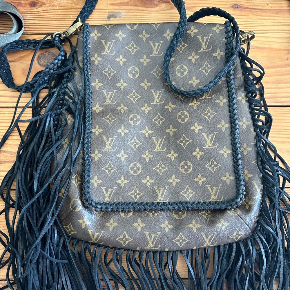 Vintage BoHo LV bag